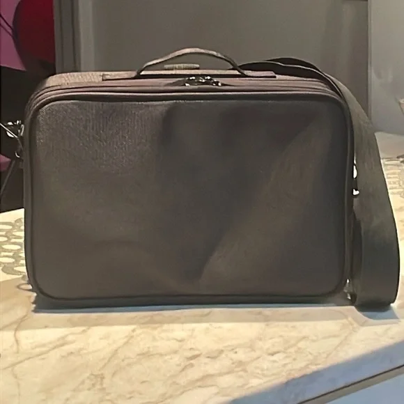 Large Makeup Suitcase - Picture 1 of 10
